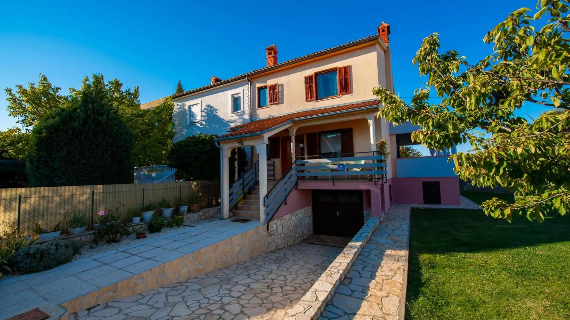 Holiday House Bianca Valbandon